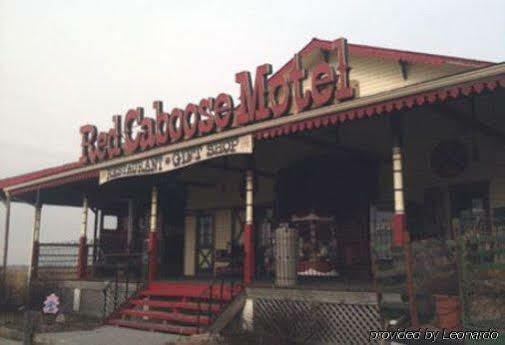 Motel Red Caboose & Restaurant